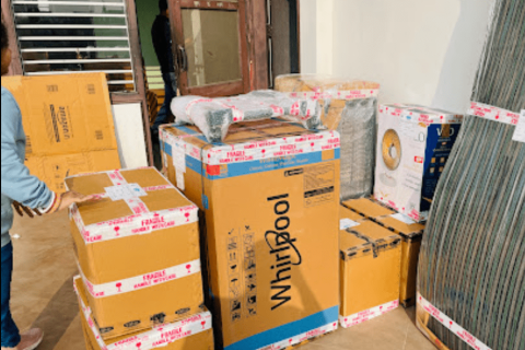 Maxwell-packers-and-movers-household-packing